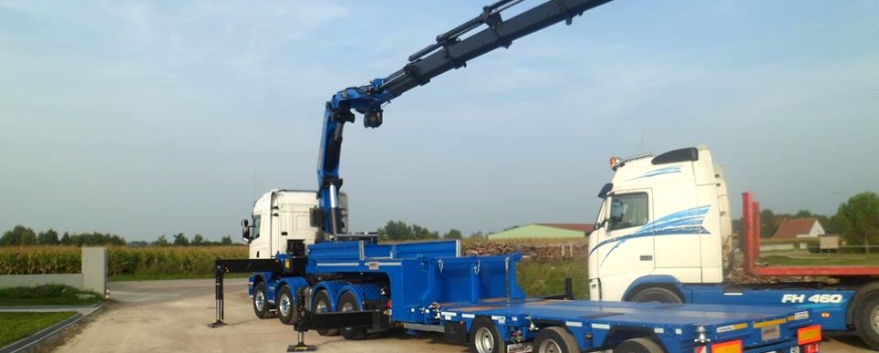 Levage et grutage en Alsace, camion à bras de levage, location camion grue  32 metres alsace